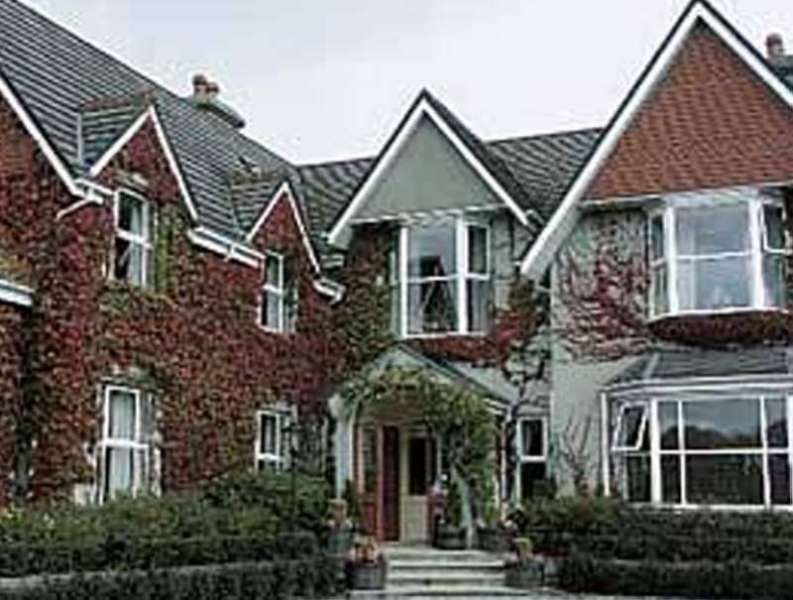 The Victoria Hotel Cill Airne Kültér fotó